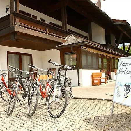 Alp - Chiemgaukarte Inclusive 酒店 3*