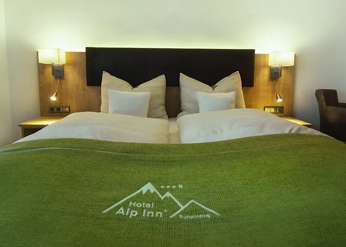 Alp - Chiemgaukarte Inclusive ホテル 3*